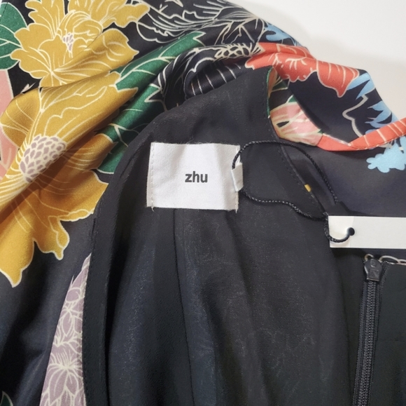 Nwt Zhu Floral Dress - Picture 14 of 14
